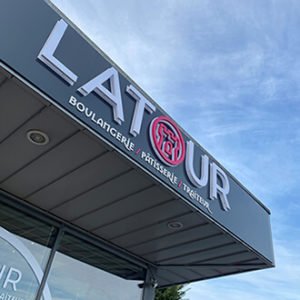 Nos Boutiques Latour